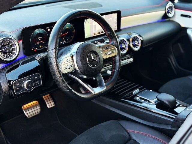 Foto del MERCEDES Clase CLA CLA 200d