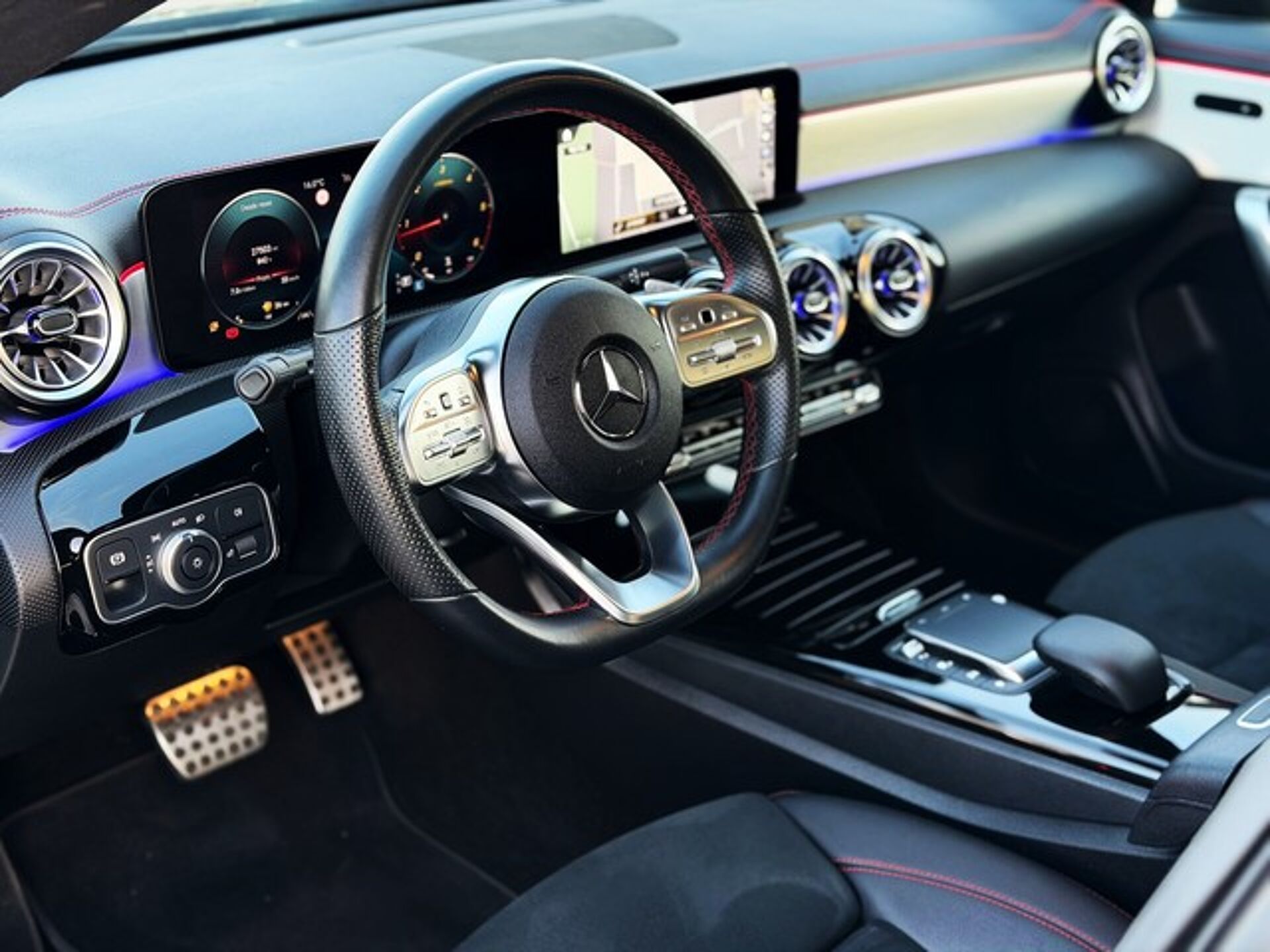 Imagen 2 de MERCEDES Clase CLA