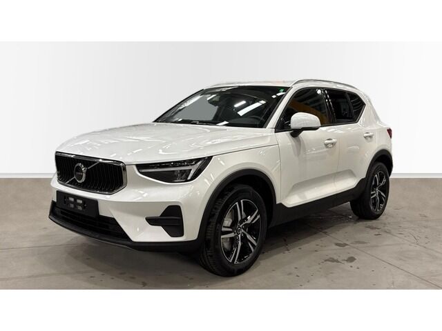 VOLVO XC40 (B3 G Core Auto 120 kW (163 CV)) en Madrid