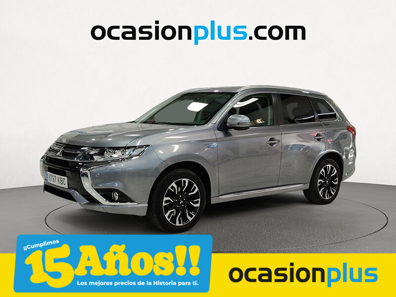 MITSUBISHI Outlander (2.0 PHEV Kaiteki 4WD Auto 149 kW (203 CV)) en Madrid