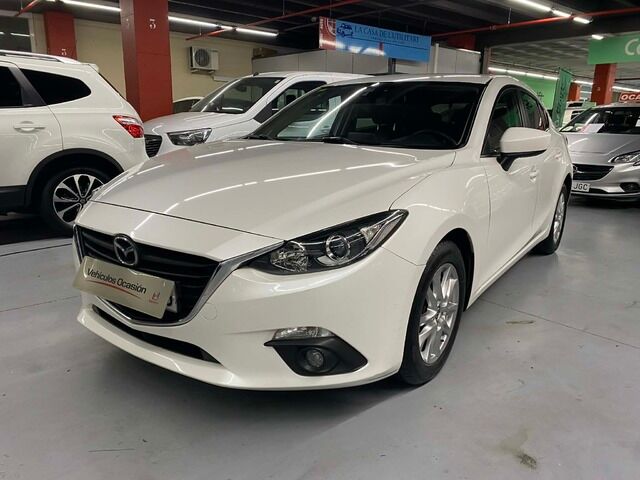 MAZDA Mazda3 (1.5 GE MT Style Confort 74 kW (100 CV)) en Barcelona