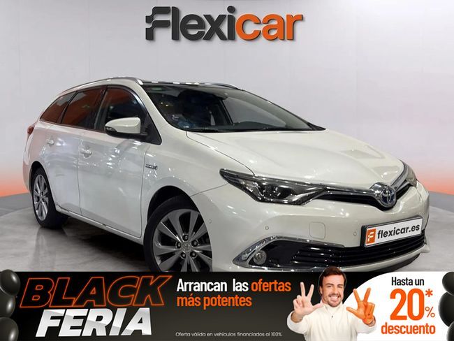TOYOTA Auris (1.8 140H Active Touring Sports) en Barcelona