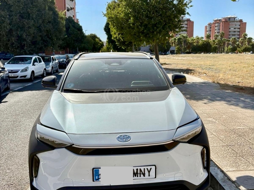 Foto del TOYOTA bZ4X 220E 4X4 Style Plus