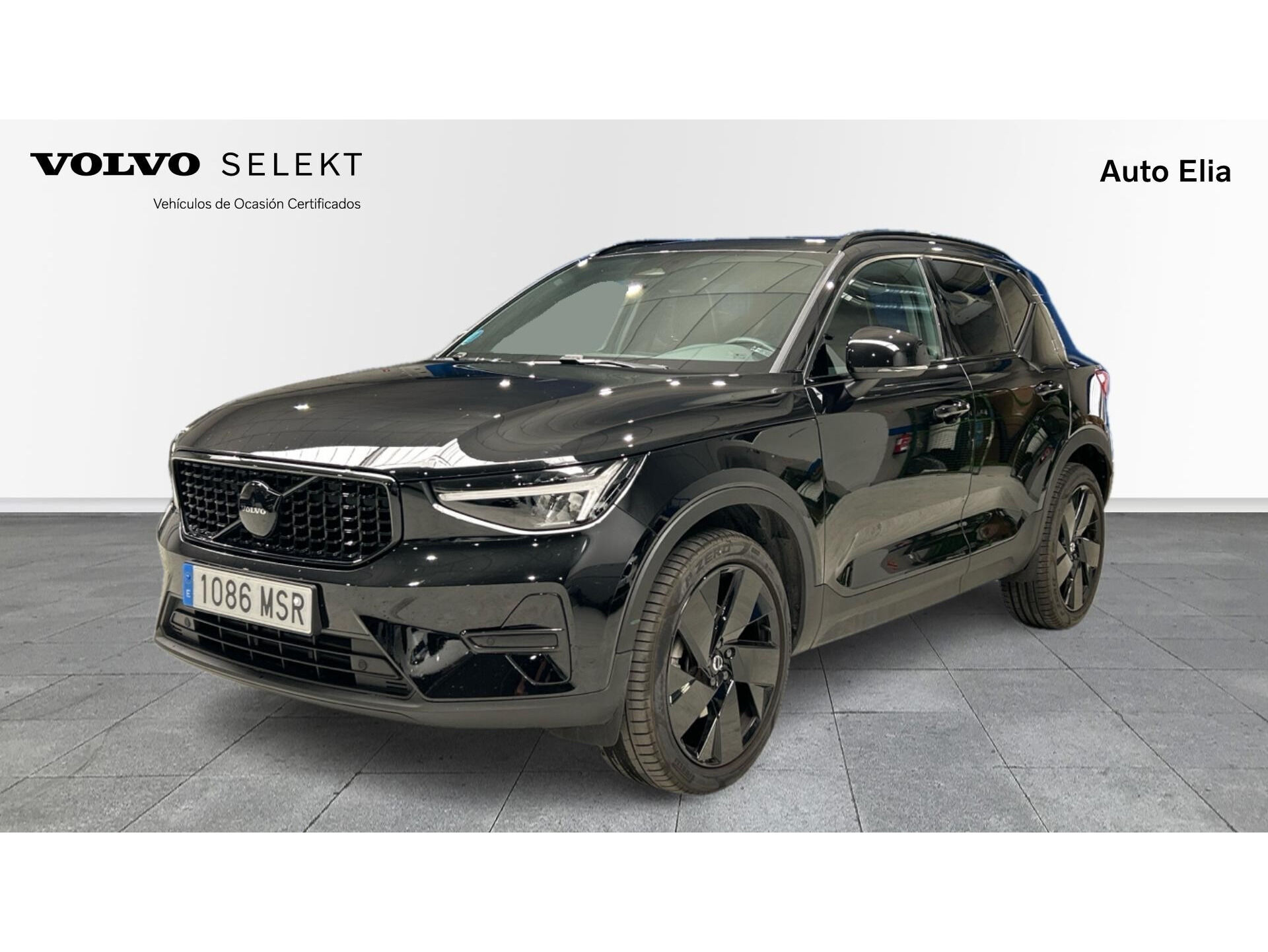 VOLVO XC40 (B3 G Black Edition Ultra Auto 120 kW (163 CV)) en Madrid