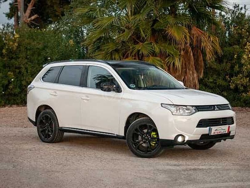 Foto del MITSUBISHI Outlander 220DI-D Motion 4WD