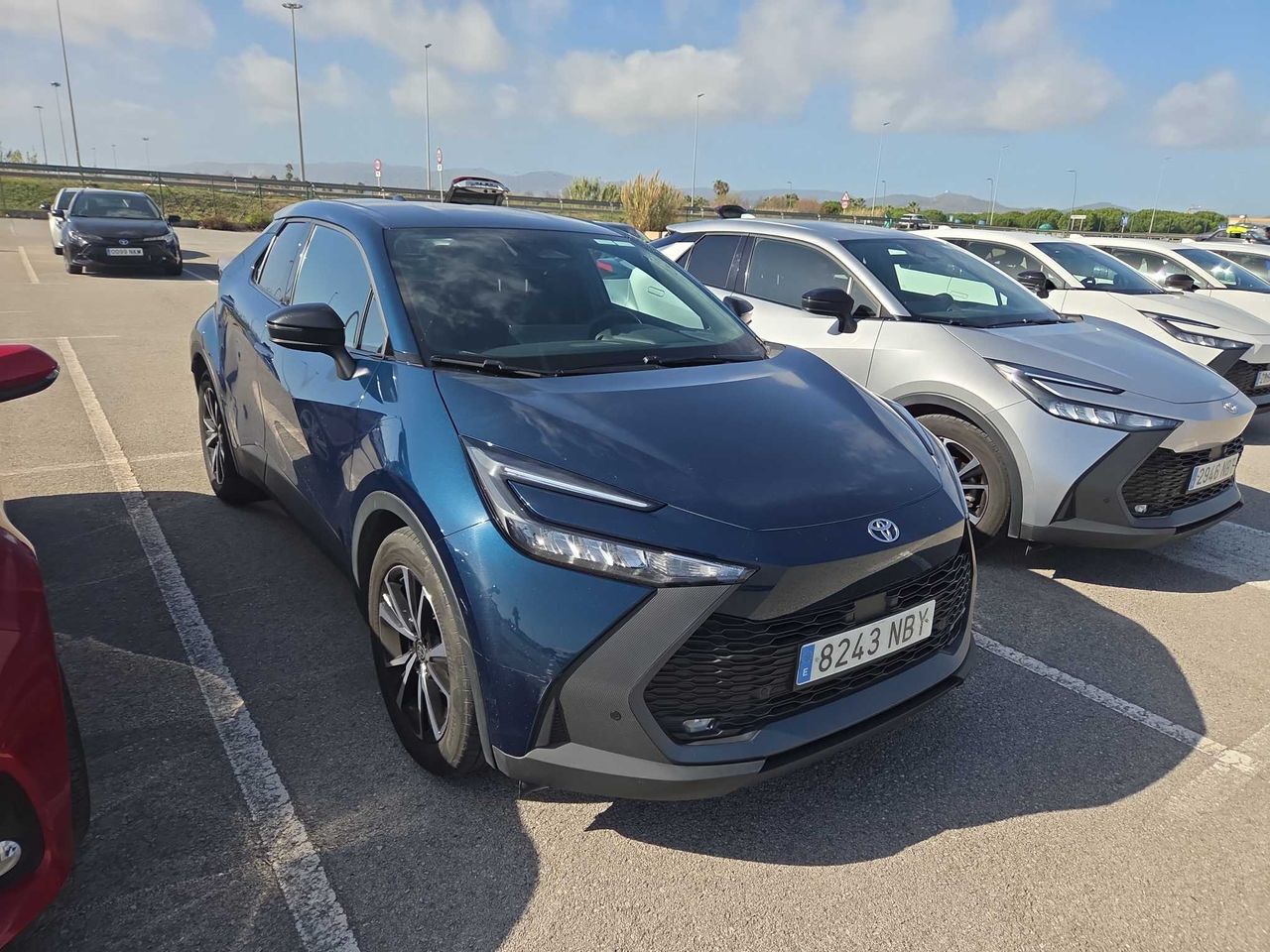 Foto del TOYOTA C-HR 200H Advance