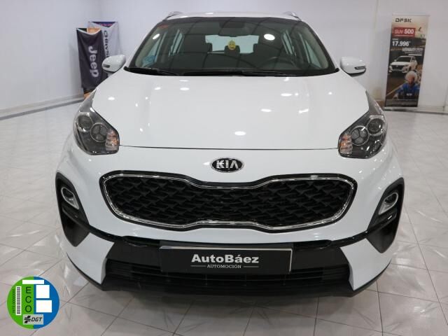 KIA Sportage (1.6 MHEV GT Line Essential 100 kW (136 CV) 4x4) en Granada