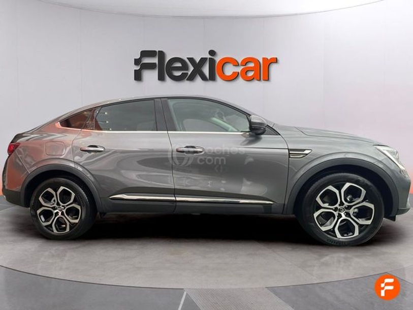 Foto del RENAULT Arkana 1.6 E-Tech Engineered 105kW