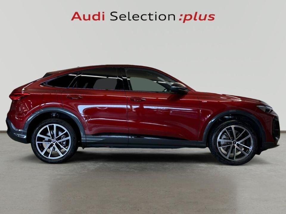 Foto del AUDI Q5 Sportback 2.0TDI quattro Black line S tronic 150kW