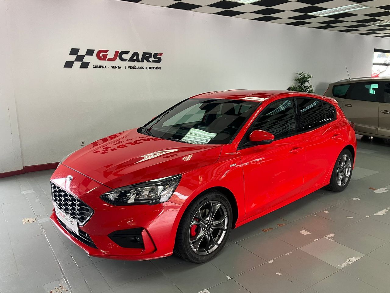 FORD Focus (1.0 Ecoboost MHEV 92kW ST-Line) en Asturias