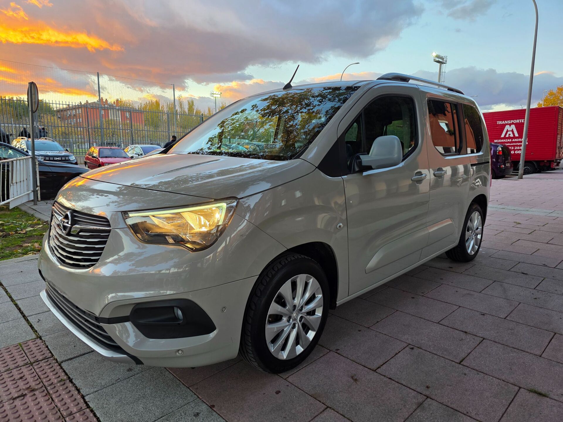 Imagen 1 de OPEL Combo