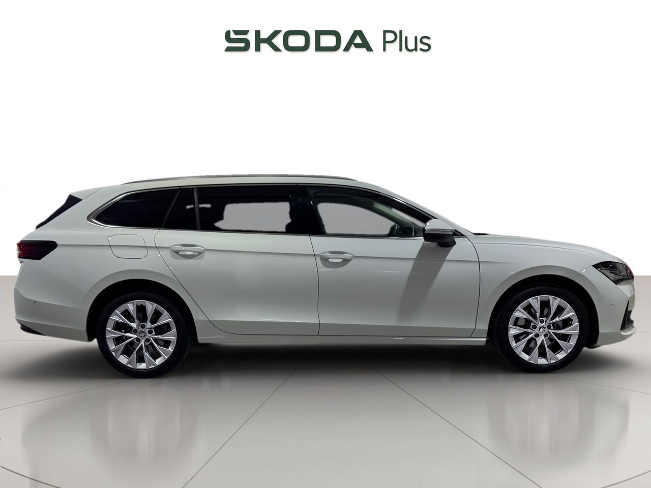 Foto del SKODA Superb 1.5 TSI MHEV Selection DSG 110kW