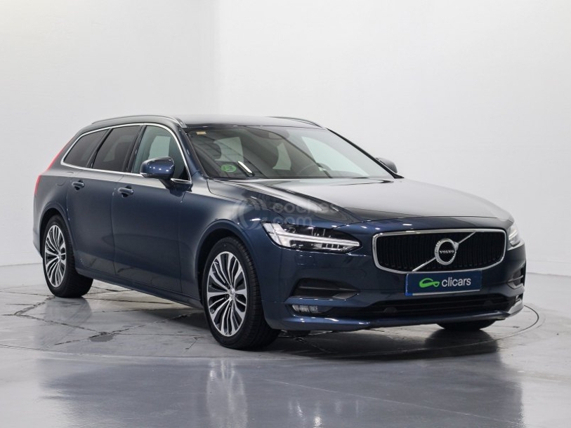 Foto del VOLVO V90 D4 Momentum Pro Aut.