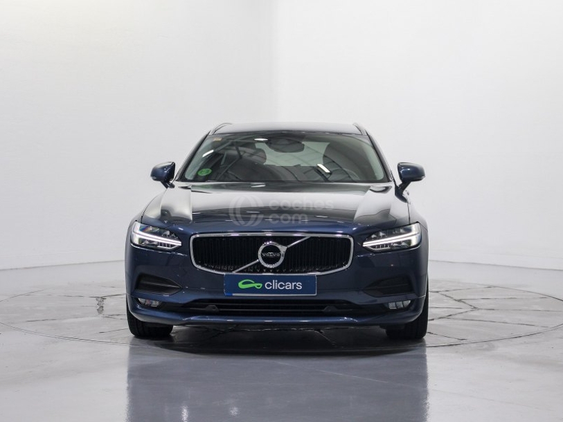 Foto del VOLVO V90 D4 Momentum Pro Aut.