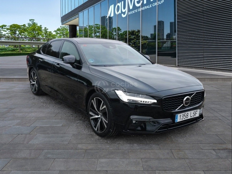 Foto del VOLVO S90 B4 R-Design FWD Aut.