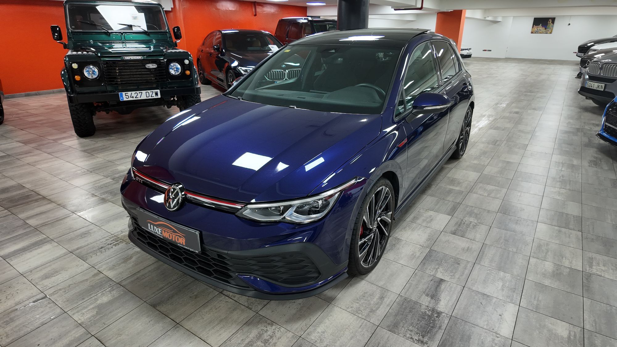 VOLKSWAGEN Golf (2.0 TSI GTI Clubsport DSG 221kW) en Madrid