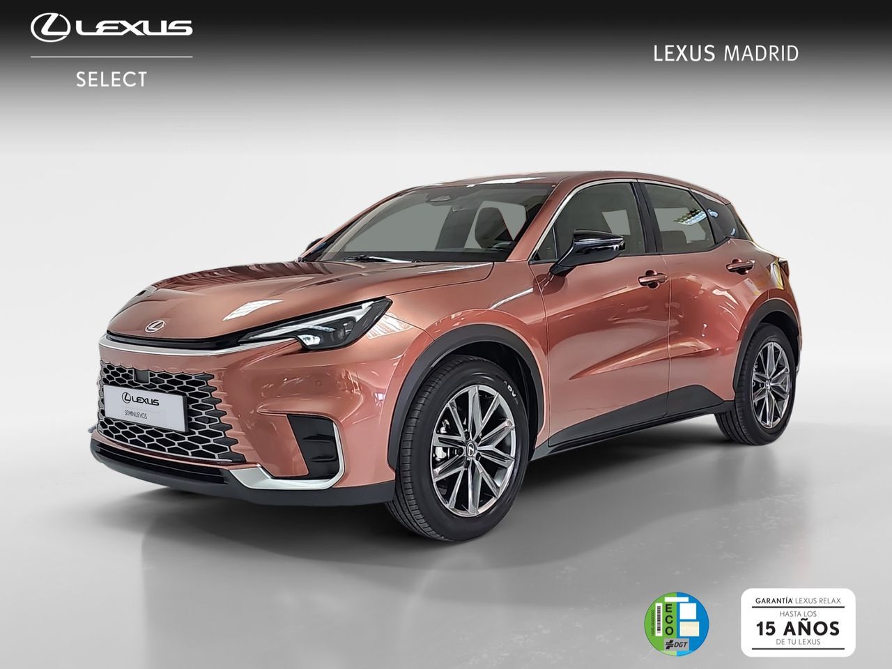 LEXUS LBX (1.5 136cv HEV Elegant+ Black) en Madrid