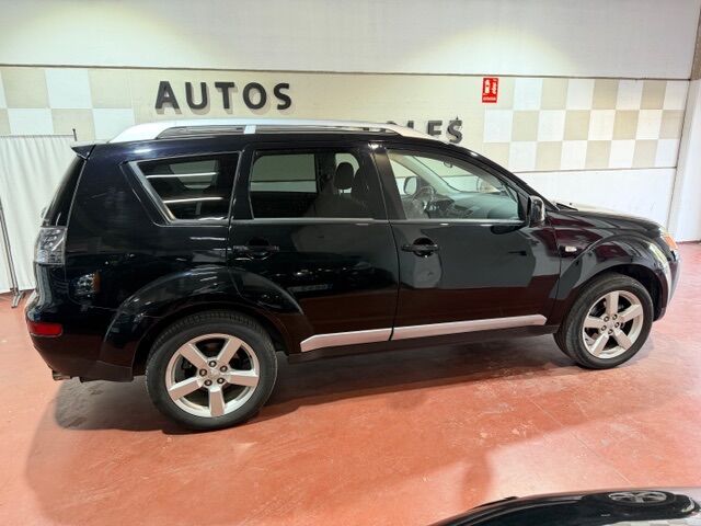 Foto del MITSUBISHI Outlander 2.0DI-D Kaiteki