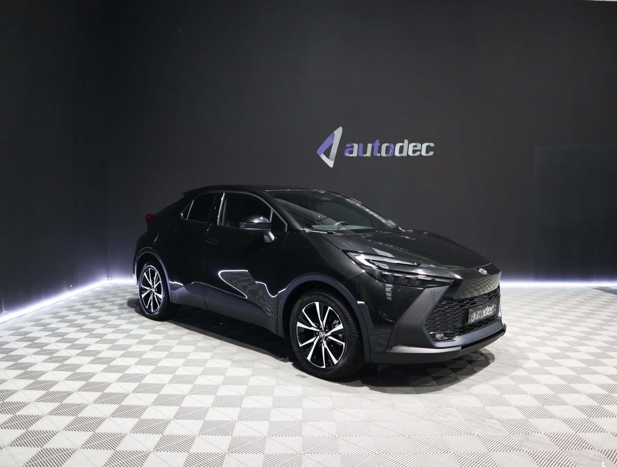 TOYOTA C-HR (140H Advance) en Valencia