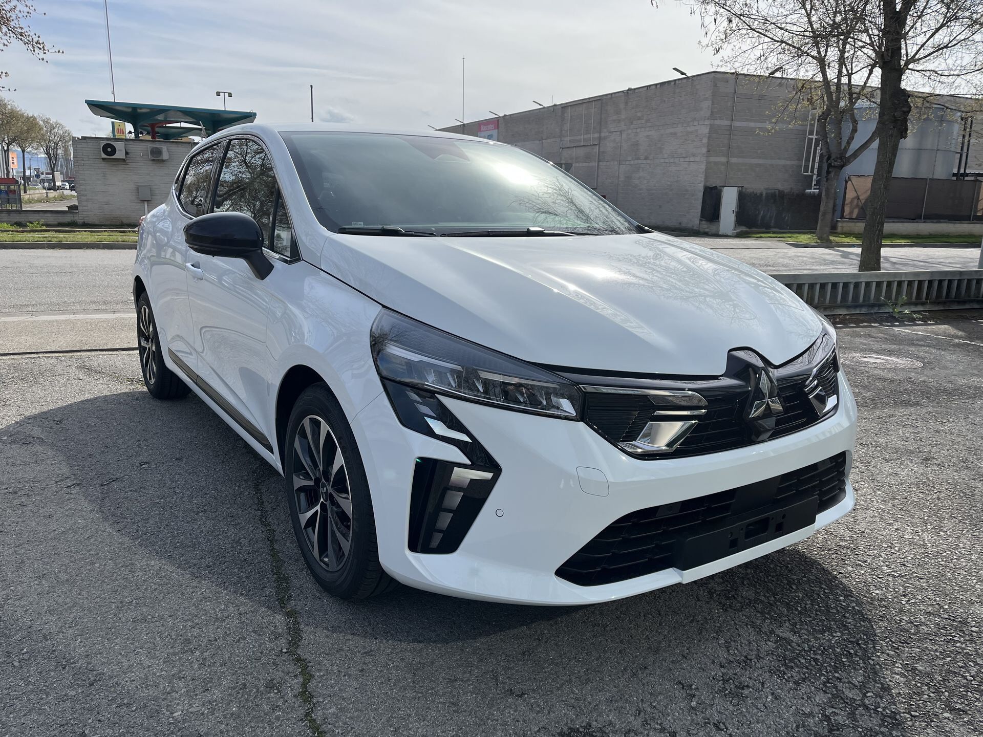 Imagen 3 de MITSUBISHI Colt