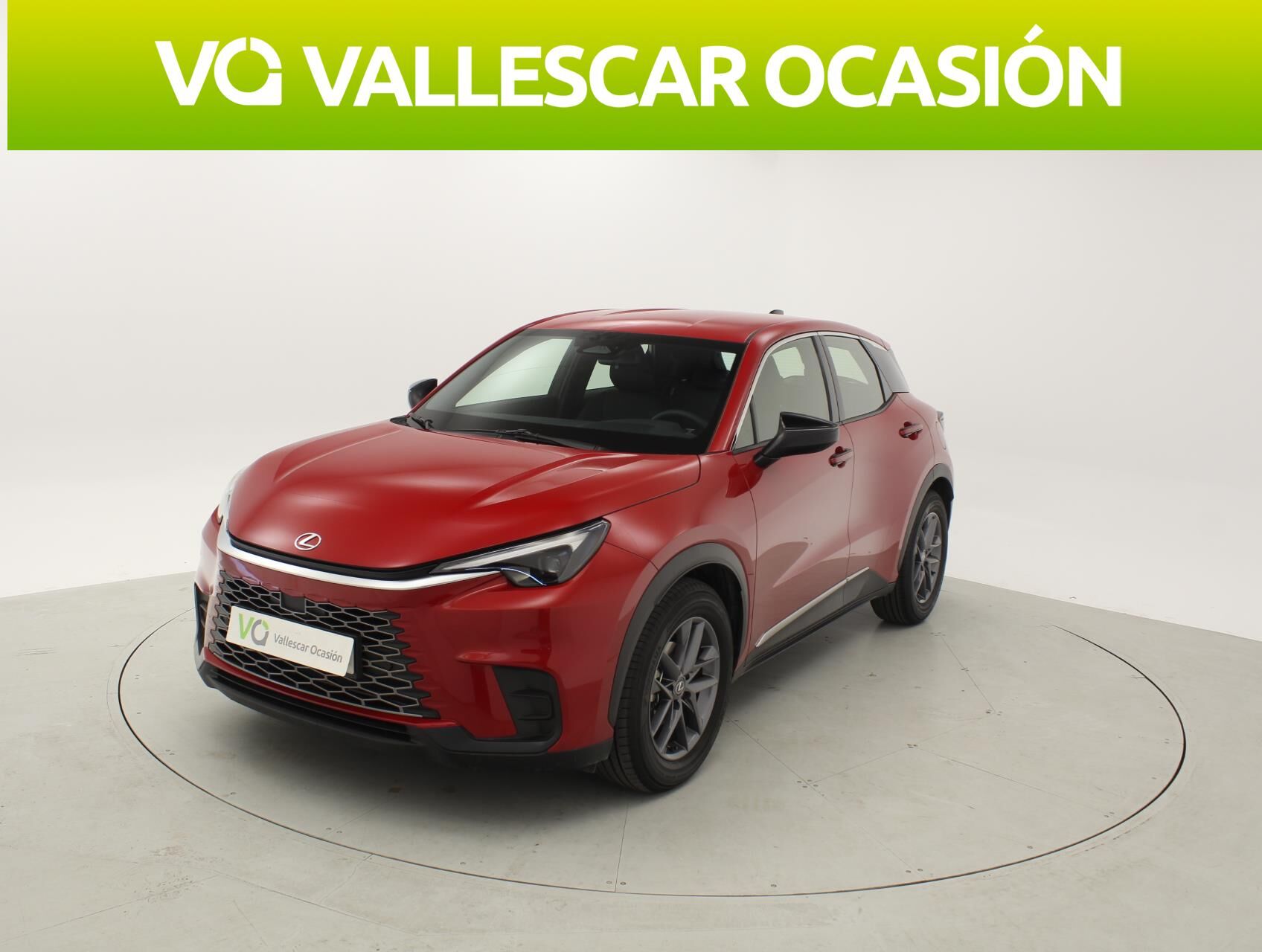 LEXUS LBX (PLUS 1.5 HYBRID 136 CV AUTO 5P) en Barcelona