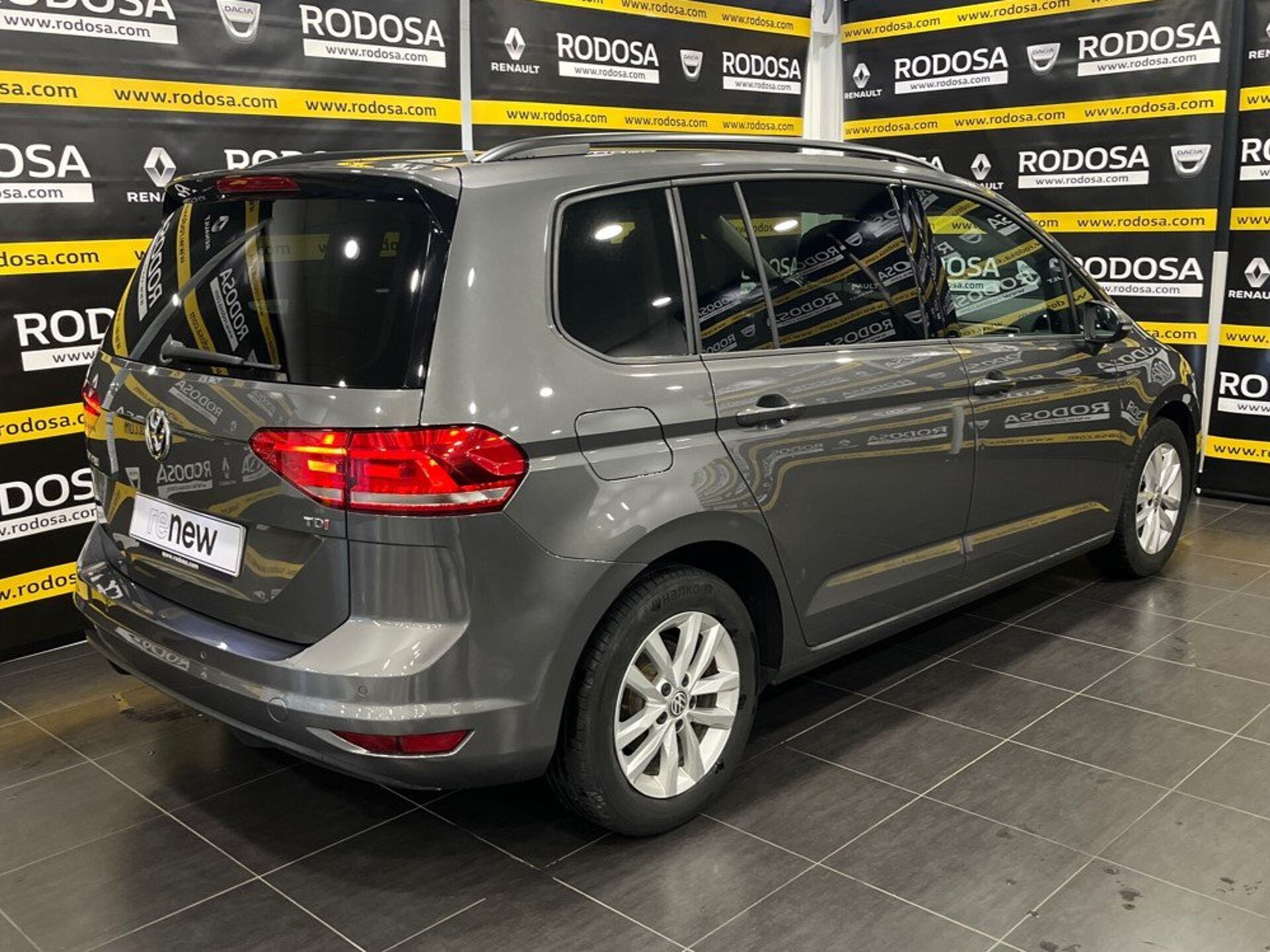 Imagen 2 de VOLKSWAGEN Touran