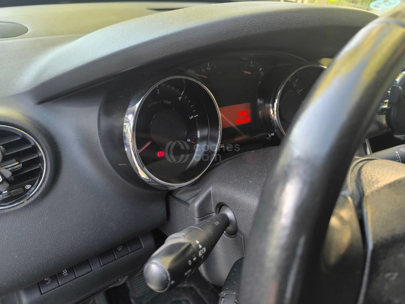 Foto del PEUGEOT 3008 1.6BlueHDi Active S&S 120