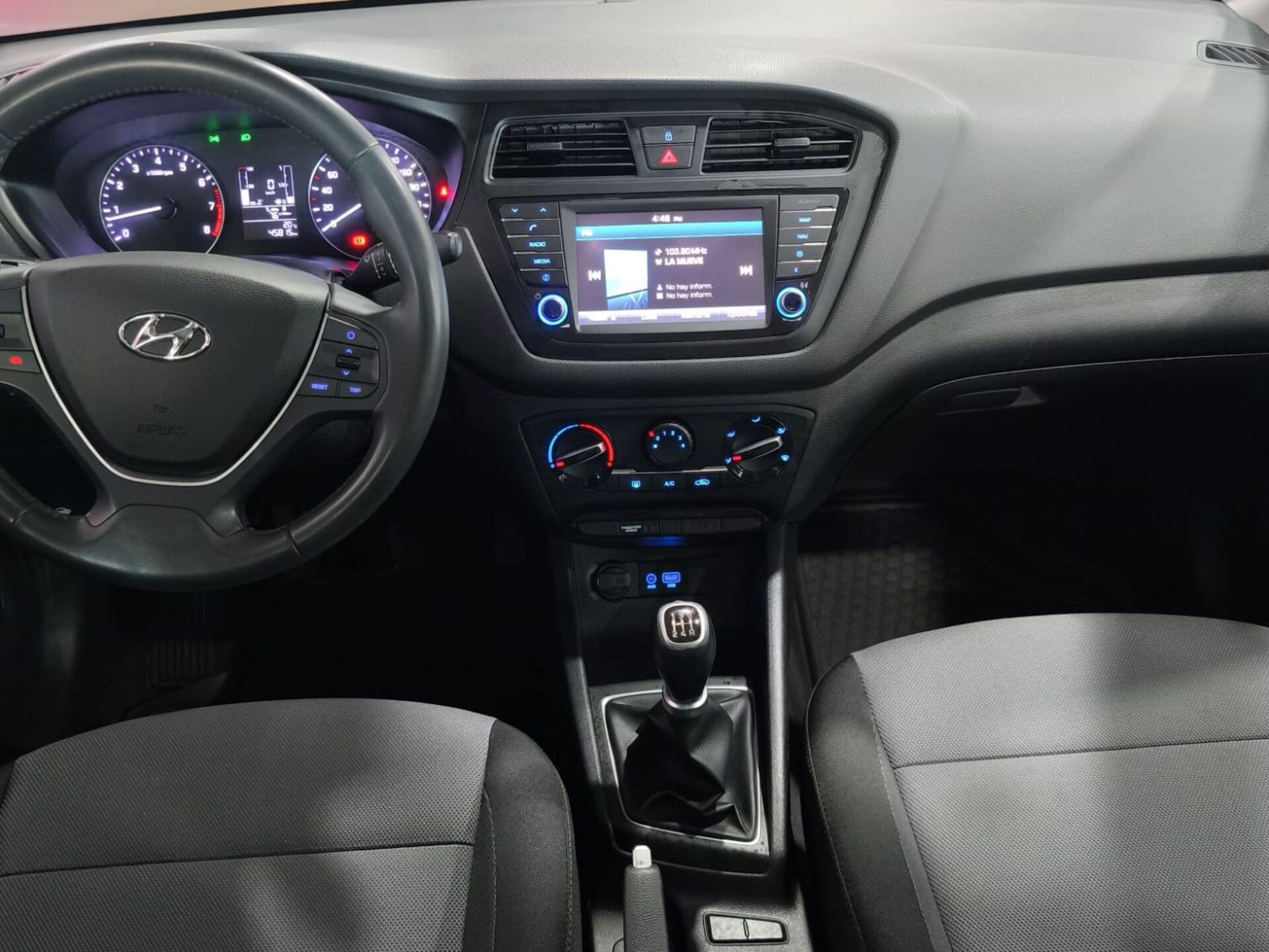 Imagen 2 de HYUNDAI i20