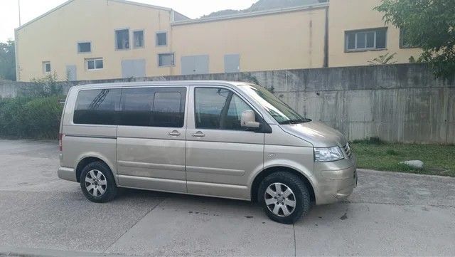 Foto del VOLKSWAGEN Multivan 2.5TDI Comfortline