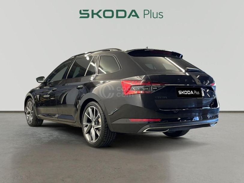 Foto del SKODA Superb Combi 1.4 TSI iV P-HEV SportLine DSG