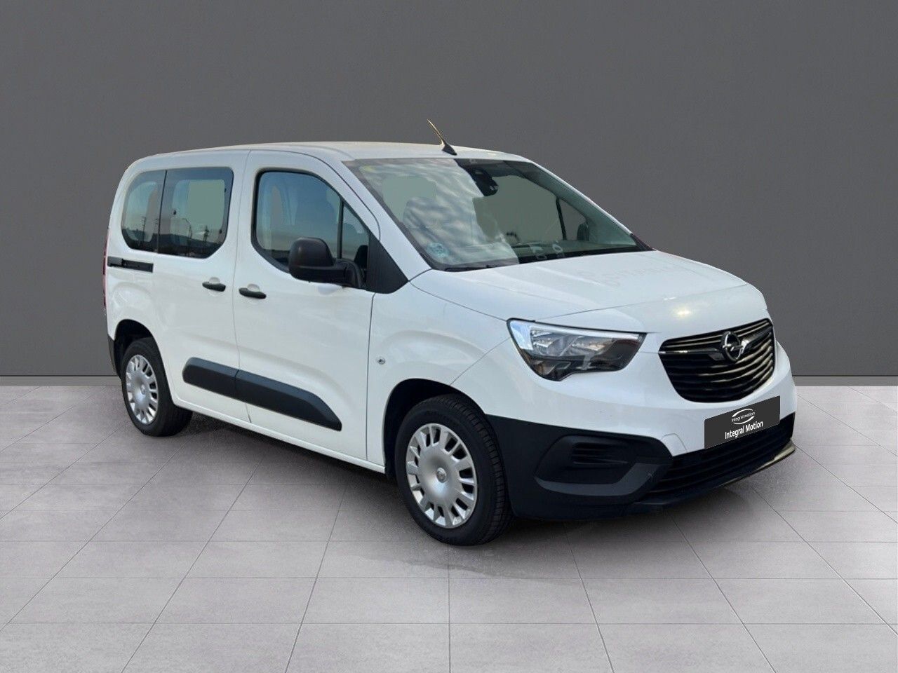 Foto del OPEL Combo Life 1.5TD S-S Selective L 100