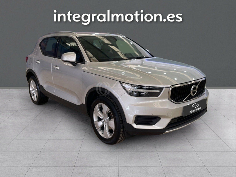 Foto del VOLVO XC40 D3 Momentum Aut.