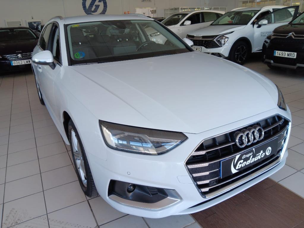 AUDI A4 (fam. 2.0 35 TFSI ADVANCED AVANT 5P) en Badajoz