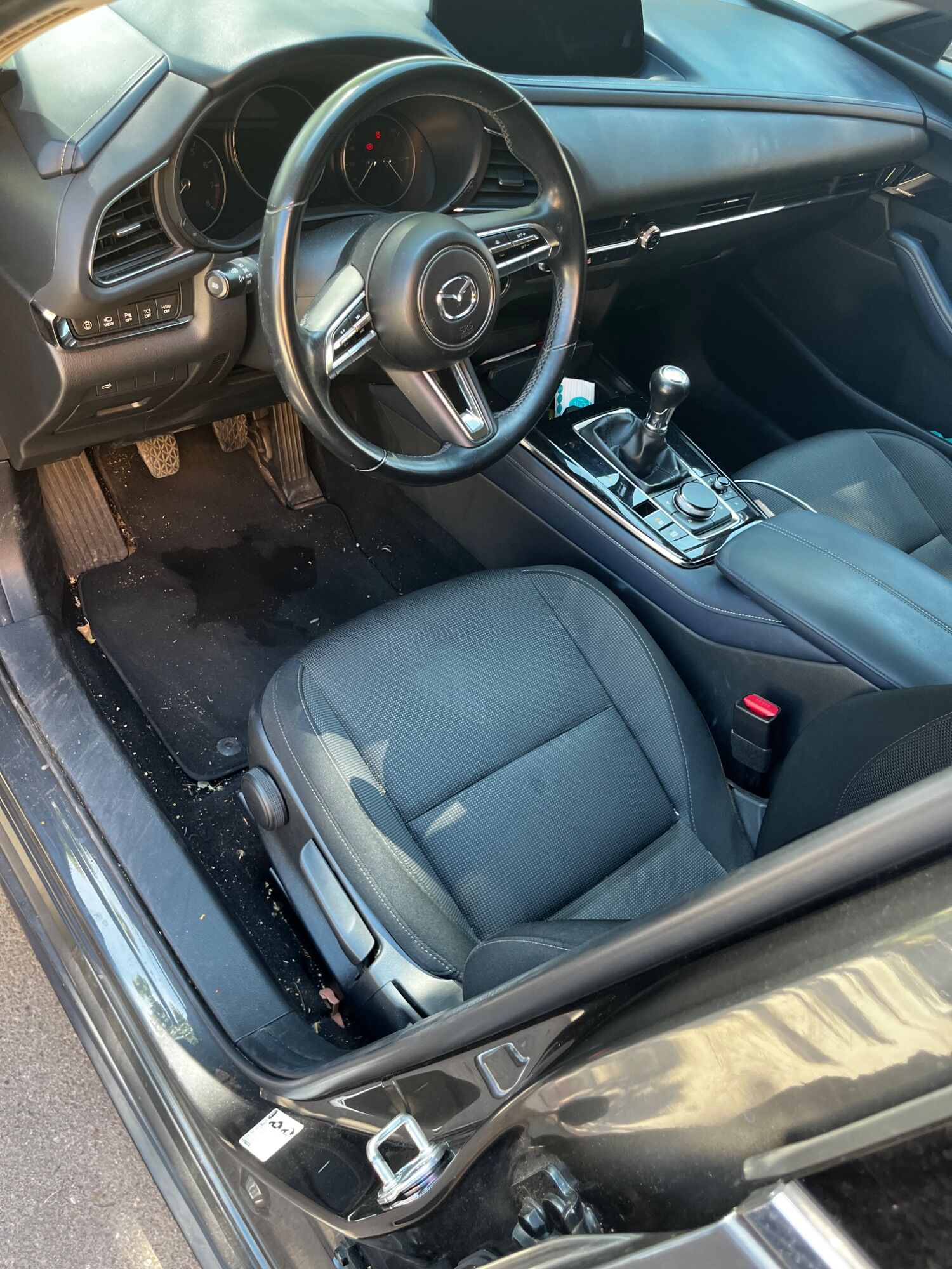 Foto del MAZDA CX-30 2.0 Skyactiv-X Zenith Safety 2WD 132kW