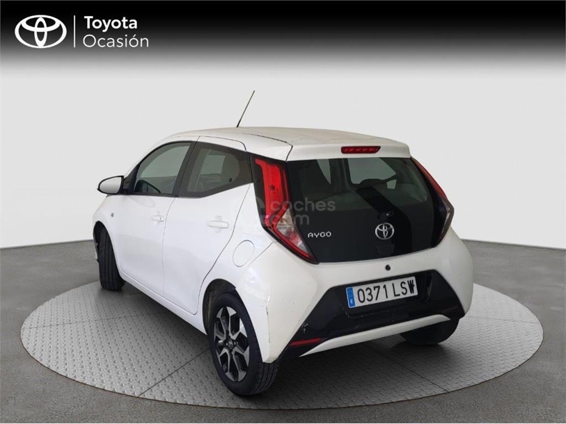 Foto del TOYOTA Aygo 70 x-play x-shift