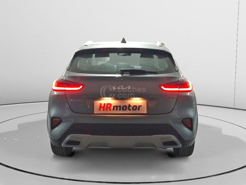 Foto del KIA XCeed 1.6 MHEV iMT Emotion DCT 136