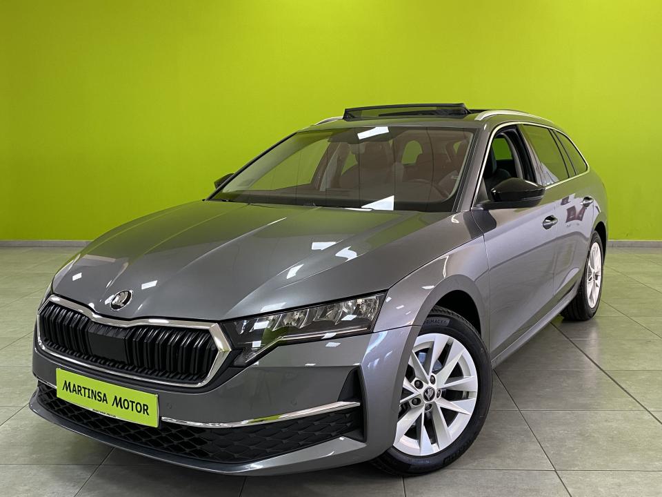 SKODA Octavia (Selection 1.5 TSI 150CV MHEV DSG) en Málaga
