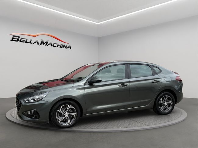 Foto del HYUNDAI i30 1.0 TGDI Tecno 48V 120