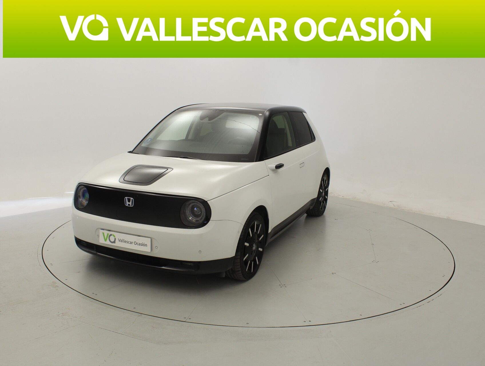 HONDA Honda e (HONDA-E ADVANCE 136 CV 5P) en Barcelona