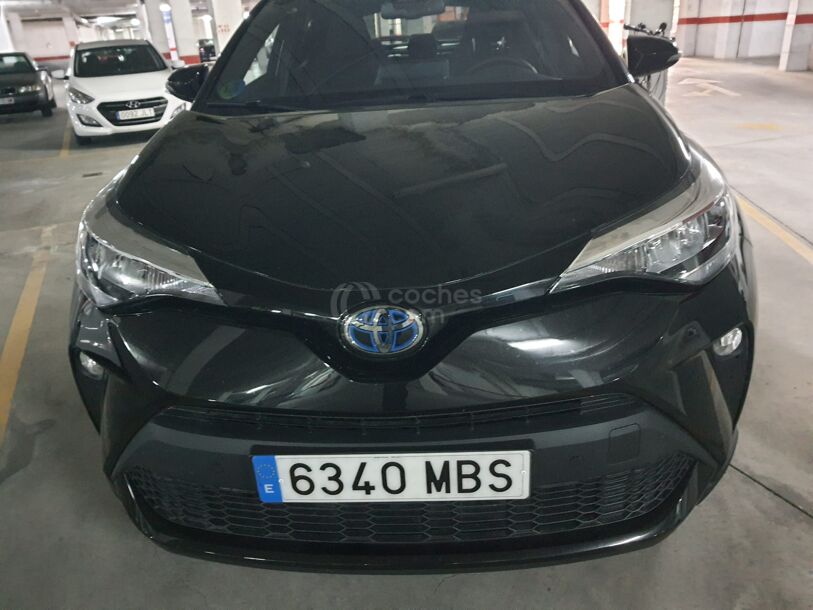 Foto del TOYOTA C-HR 125H Advance