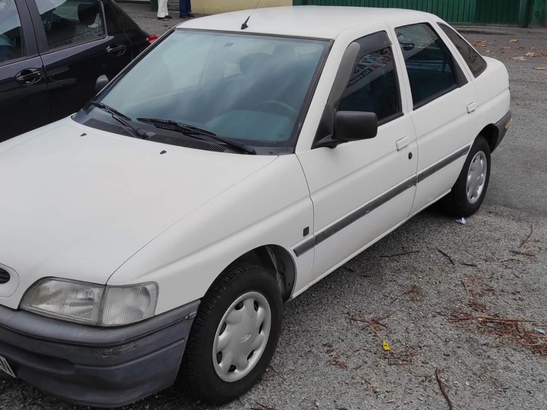 Imagen de FORD Escort