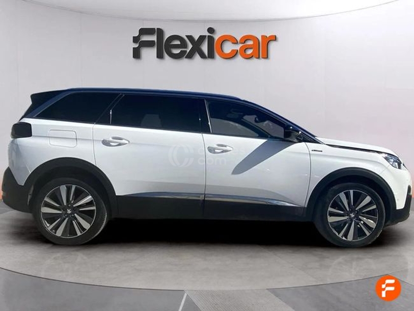 Foto del PEUGEOT 5008 1.2 PureTech S&S Allure 7 pl. 130