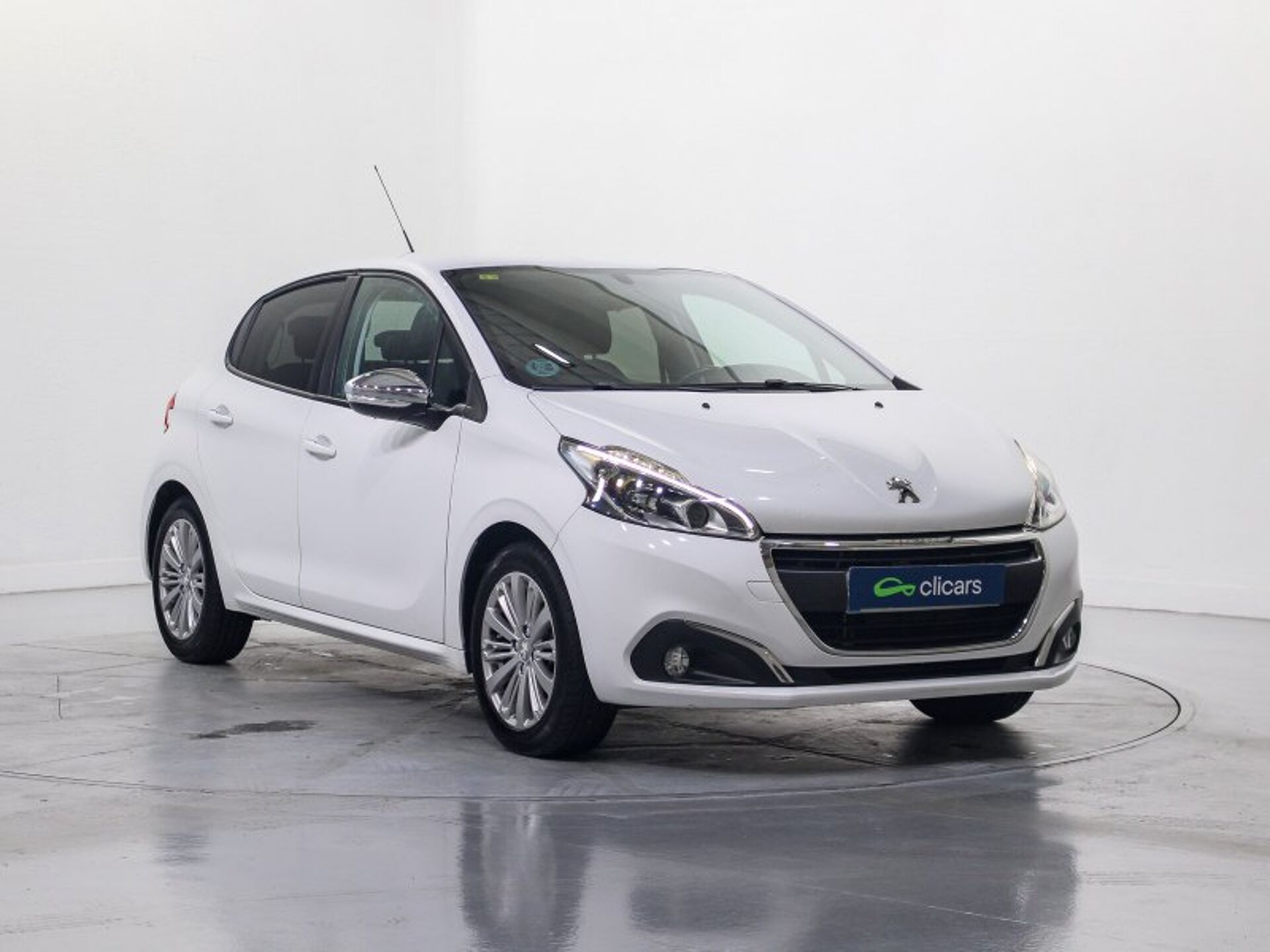Imagen 3 de PEUGEOT 208