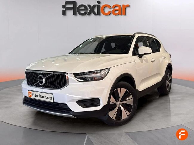 Foto del VOLVO XC40 T3 Momentum Pro