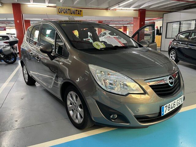 OPEL Meriva (1.4 XER Enjoy 74 kW (100 CV)) en Barcelona