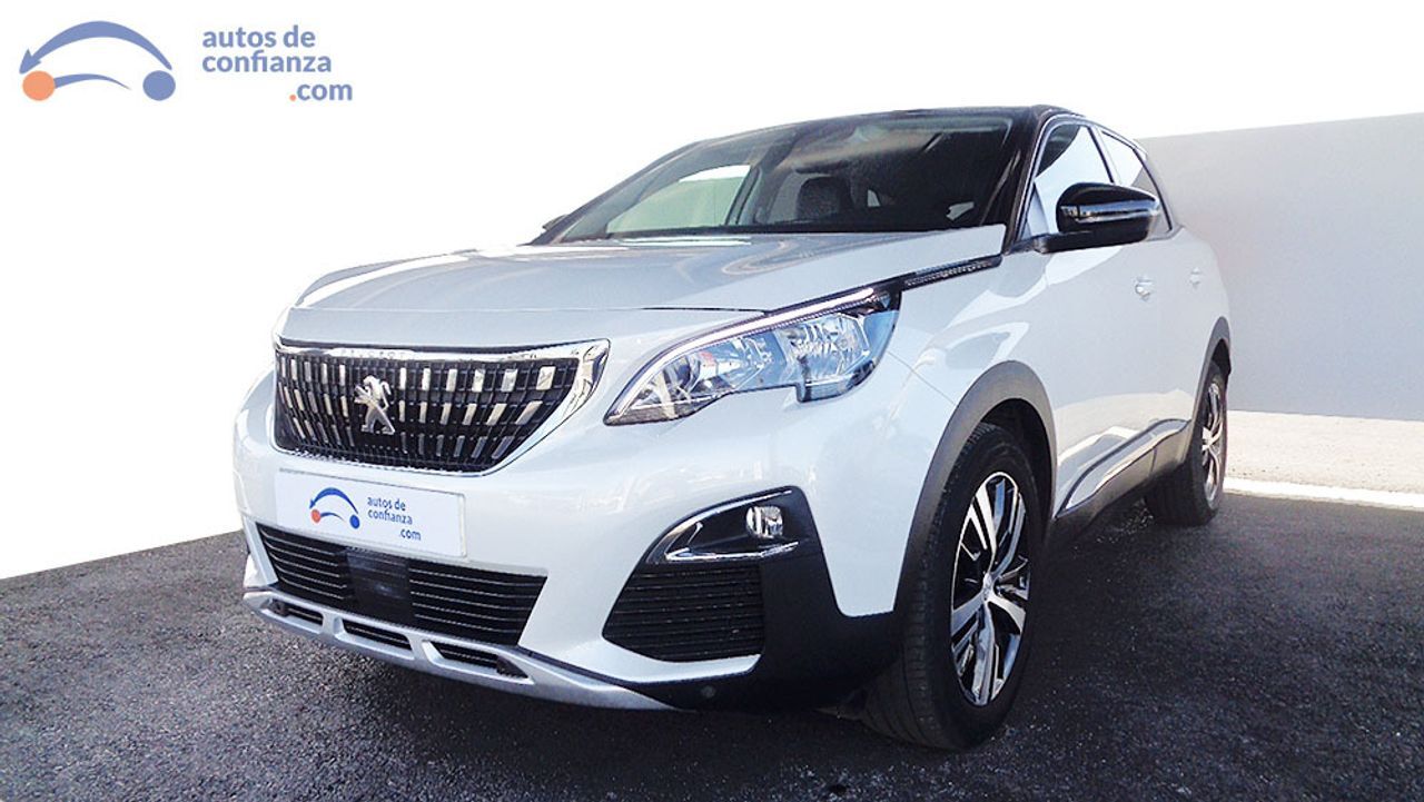PEUGEOT 3008 (1.2 PURETECH ALLURE S&S EAT8) en Córdoba