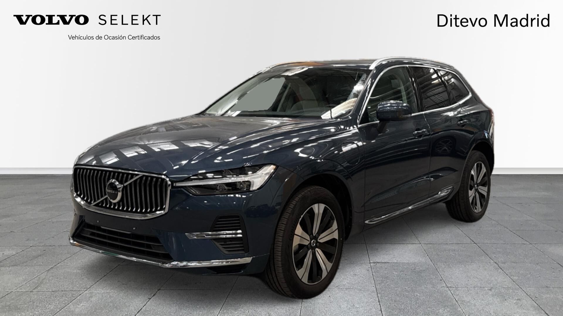 VOLVO XC60 (T6 Recharge Plus Bright AWD Auto 257 kW (350 CV)) en Madrid