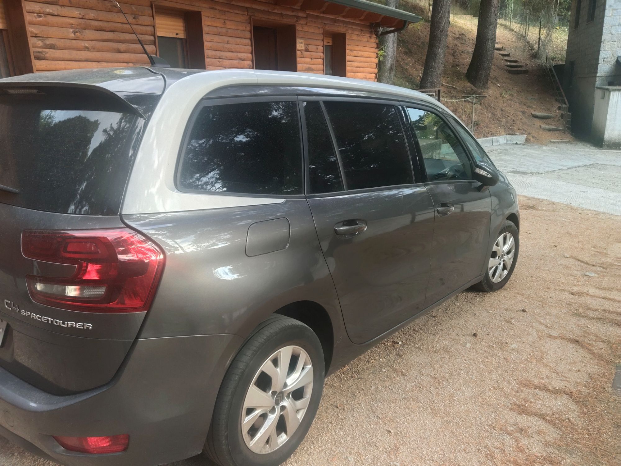 Foto del CITROEN C4 1.5BlueHDI Feel EAT8 130