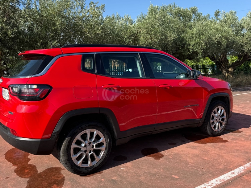 Foto del JEEP Compass 1.3 Gse T4 Longitude 4x2 130