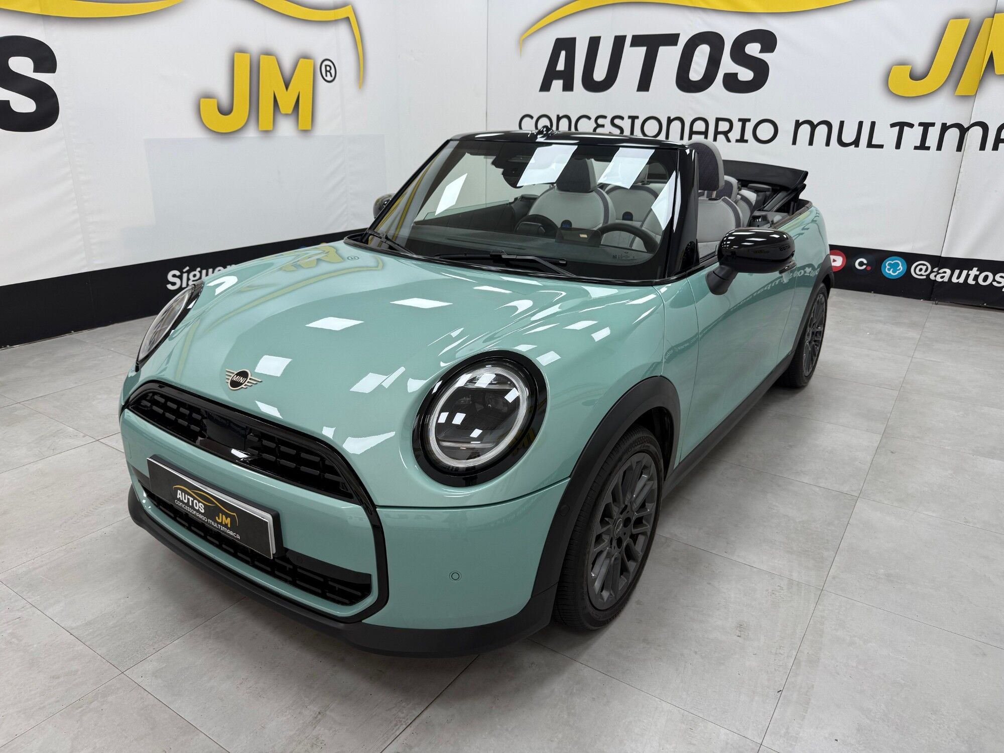 Foto del MINI Mini Cooper 3 Puertas C Classic Aut.